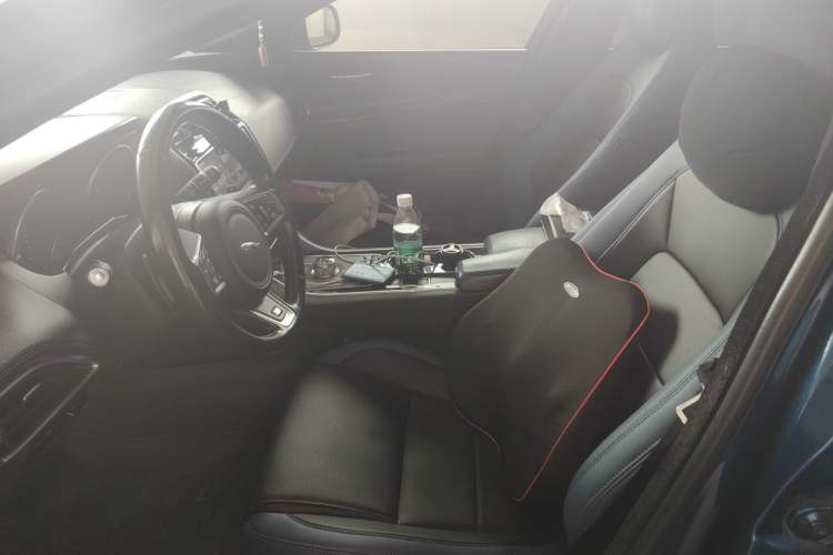 Used Jaguar XE 2015 3.0 SC 340 PS S Driver Seat