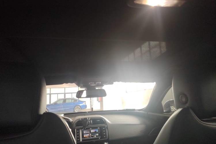 Used Jaguar XE 2015 3.0 SC 340 PS S Headliner