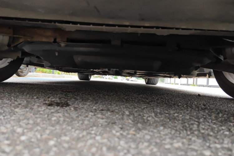 Used Jaguar XE 2015 2.0T 200 PS R-Sport Chassis Front