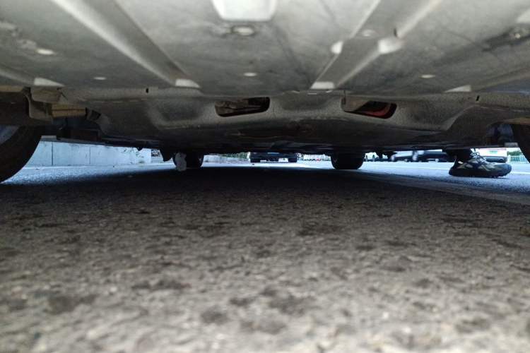 Used Jaguar XE 2015 2.0T 200 PS R-Sport Chassis Front