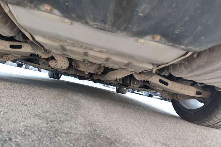 Used Jaguar XE 2015 2.0T 200 PS R-Sport Chassis Rear