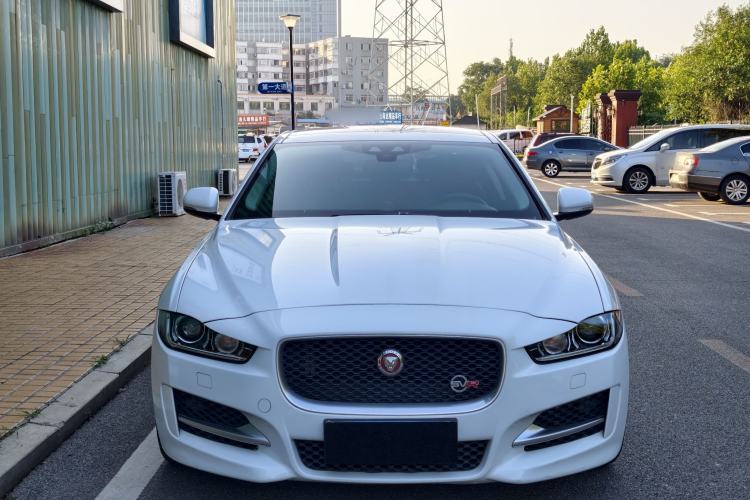 Used Jaguar XE 2015 2.0T 200 PS R-Sport Exterior 1