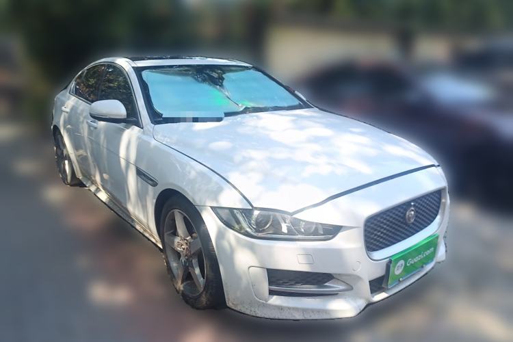 Used Jaguar XE 2015 2.0T 200 PS R-Sport Exterior 2