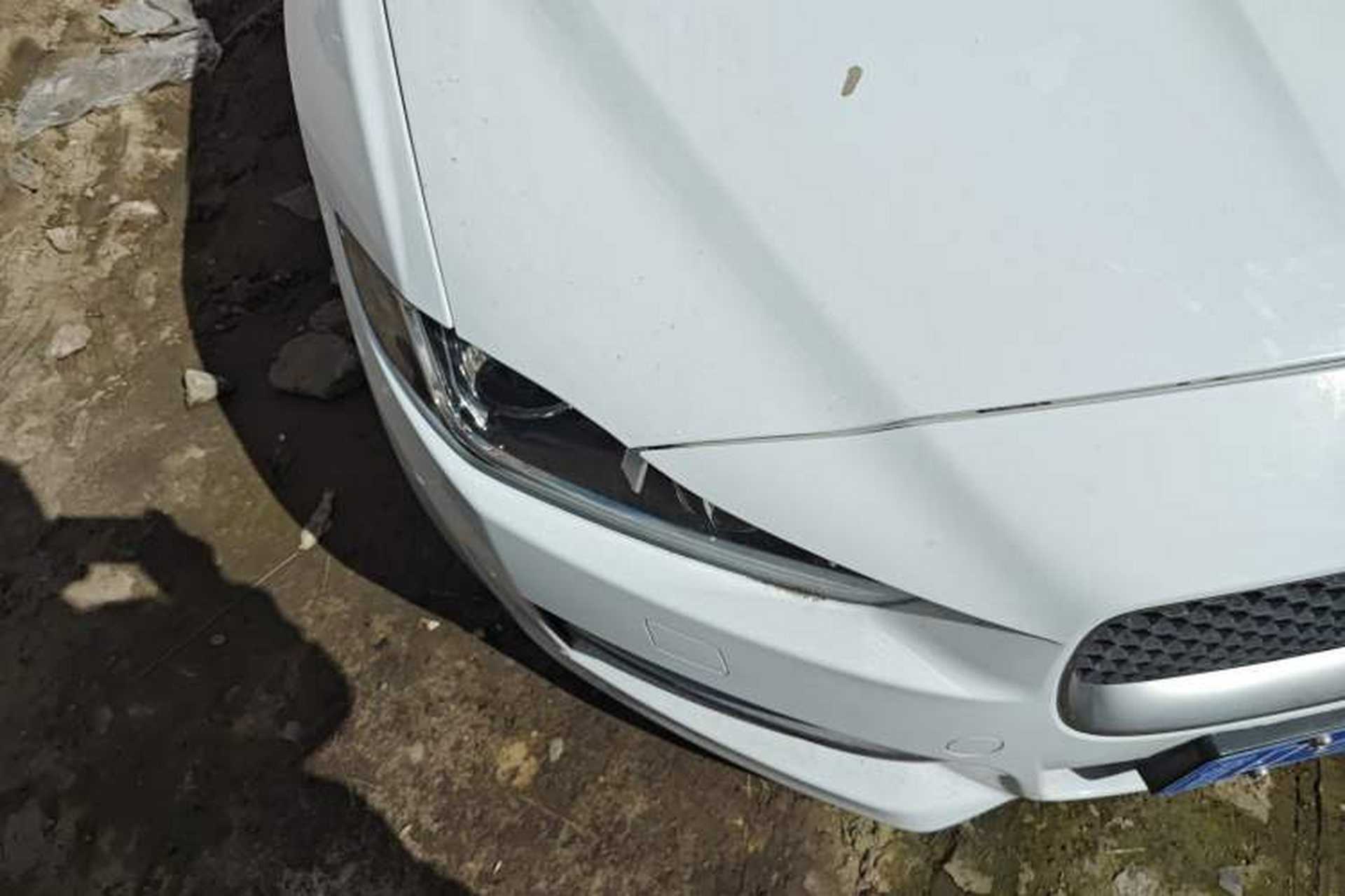 Used Jaguar XE 2015 2.0T 200 PS R-Sport Exterior 6