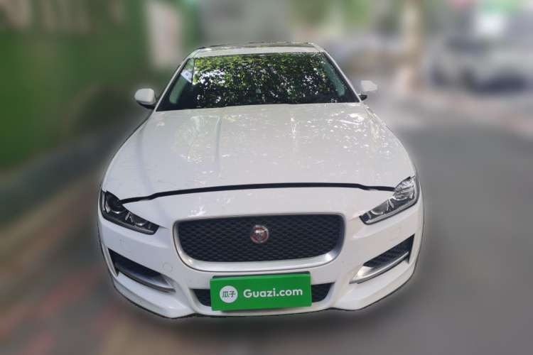 Used Jaguar XE 2015 2.0T 200 PS R-Sport Front