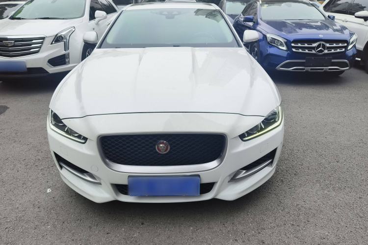 Used Jaguar XE 2015 2.0T 200 PS R-Sport Front