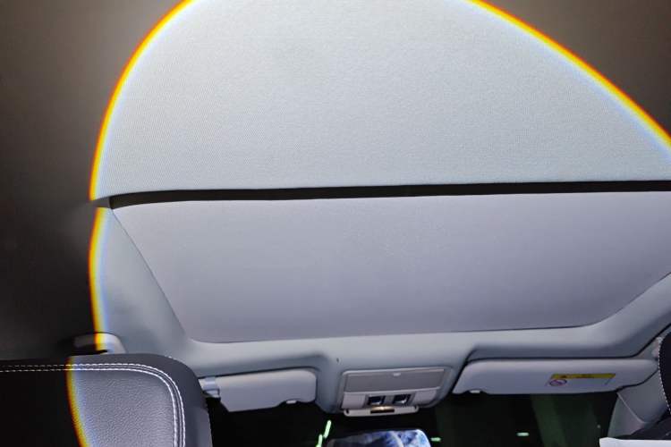 Used Jaguar XE 2015 2.0T 200 PS R-Sport Headliner