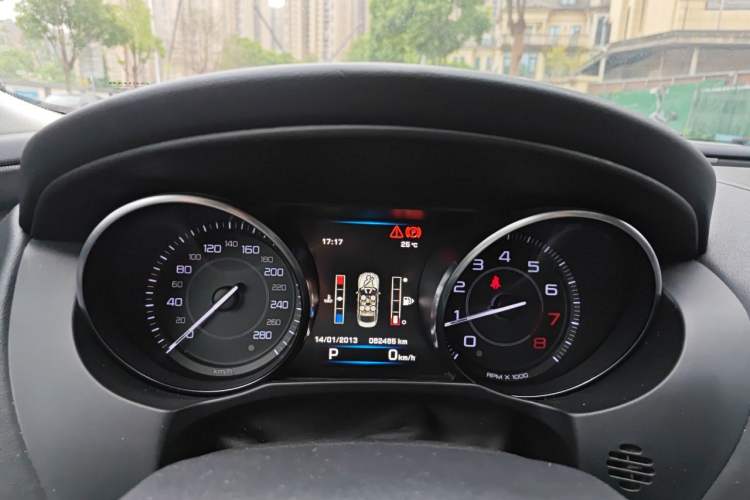 Used Jaguar XE 2015 2.0T 200 PS R-Sport Instrument Cluster