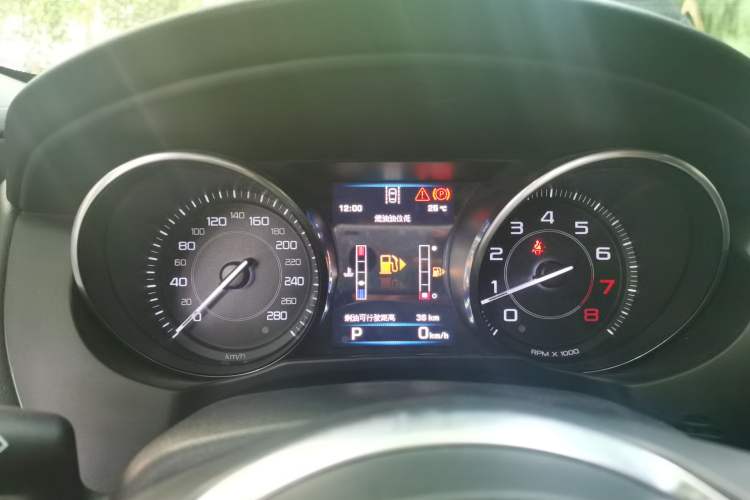Used Jaguar XE 2015 2.0T 200 PS R-Sport Instrument Cluster