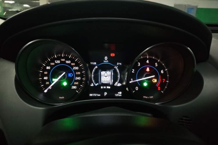 Used Jaguar XE 2015 2.0T 200 PS R-Sport Instrument Cluster