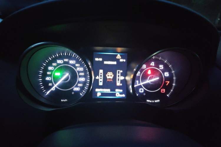 Used Jaguar XE 2015 2.0T 200 PS R-Sport Instrument Cluster
