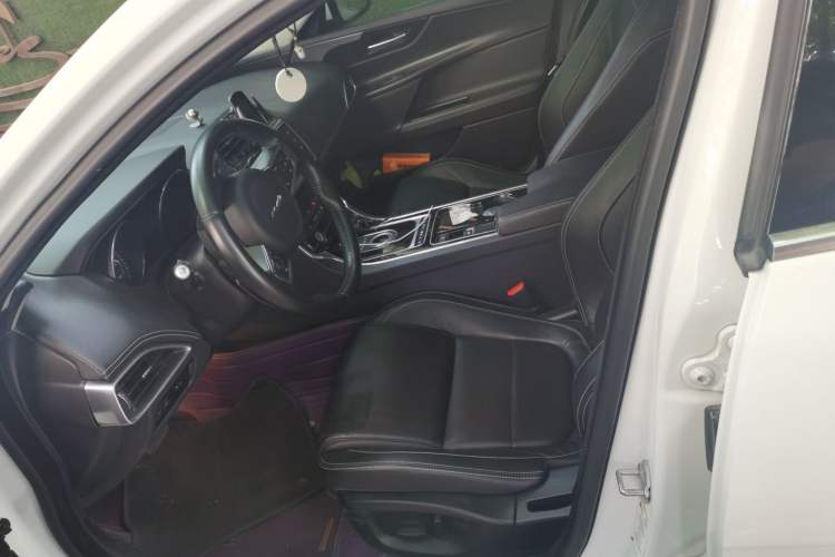 Used Jaguar XE 2015 2.0T 200 PS R-Sport Left Front Seat