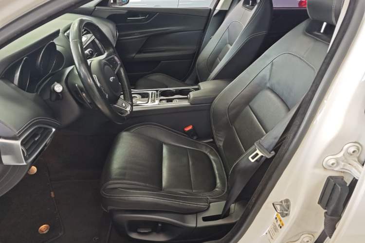 Used Jaguar XE 2015 2.0T 200 PS R-Sport Left Front Seat
