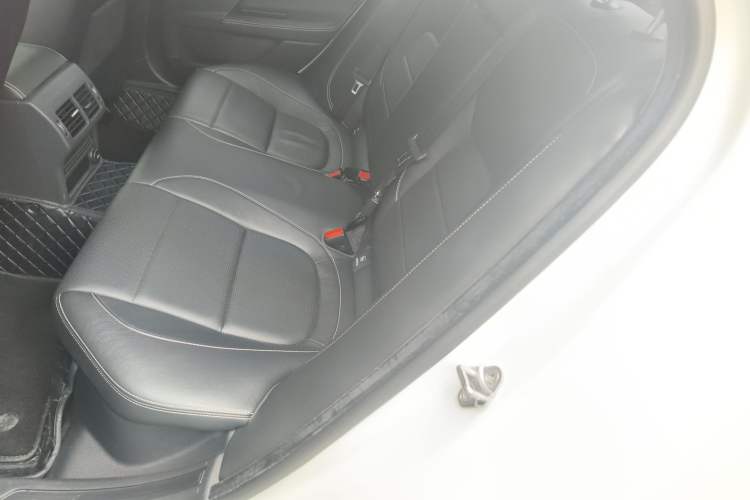 Used Jaguar XE 2015 2.0T 200 PS R-Sport Left Rear Seat