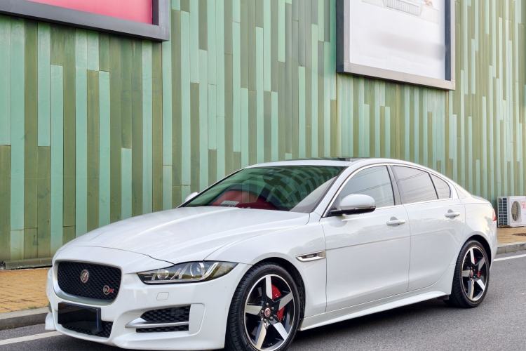 Used Jaguar XE 2015 2.0T 200 PS R-Sport Guazi used car, China used car export, Used car for sale, Used cars, Cheapest cars for sale