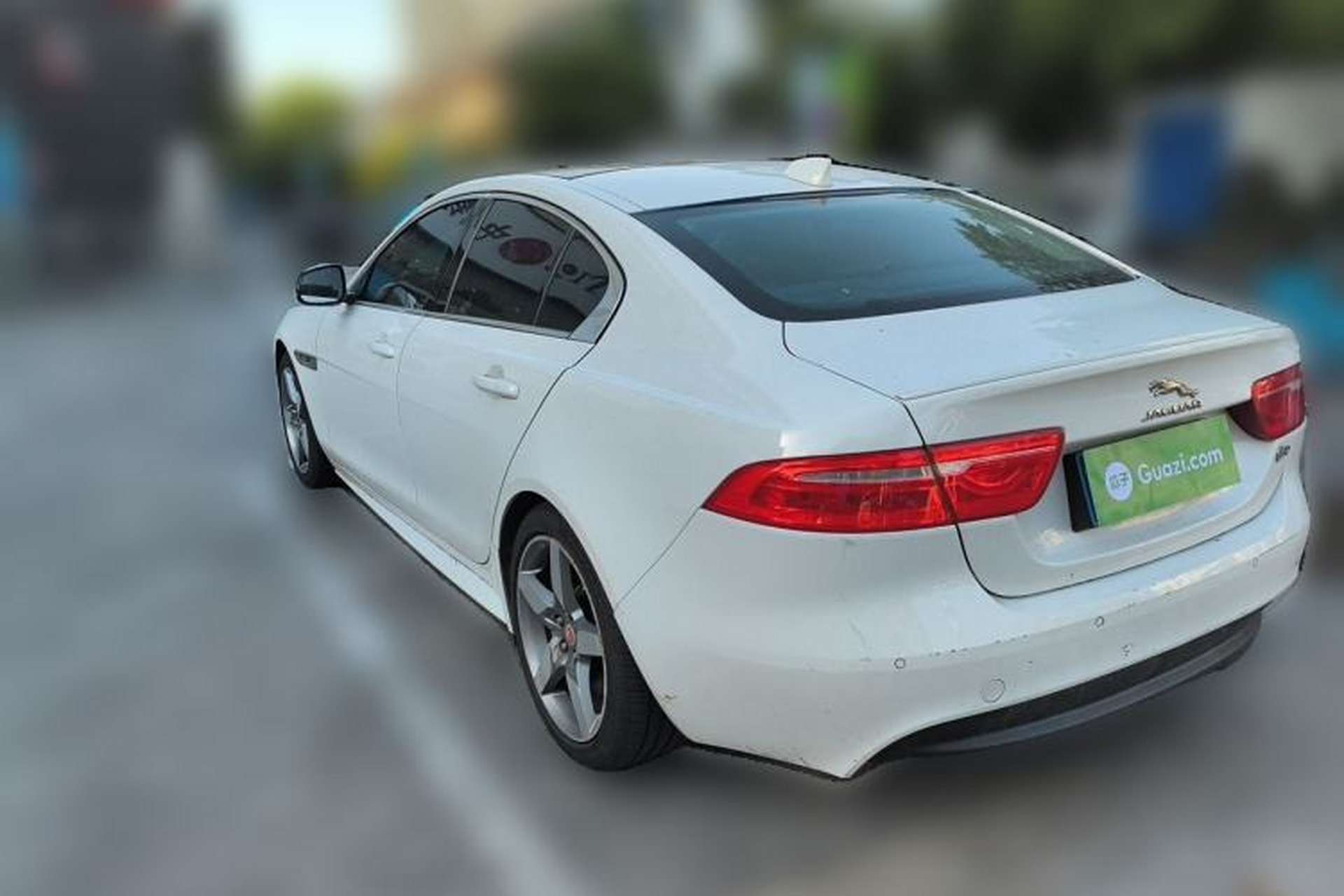 Used Jaguar XE 2015 2.0T 200 PS R-Sport Rear Left 45 Deg