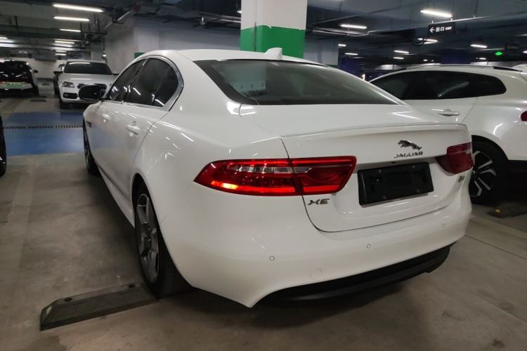 Used Jaguar XE 2015 2.0T 200 PS R-Sport Rear Left 45 Deg