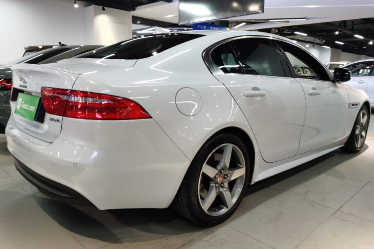 Used Jaguar XE 2015 2.0T 200 PS R-Sport Rear Right 45 Deg
