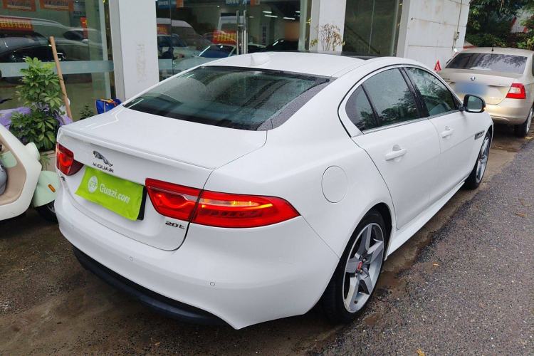 Used Jaguar XE 2015 2.0T 200 PS R-Sport Rear Right 45 Deg