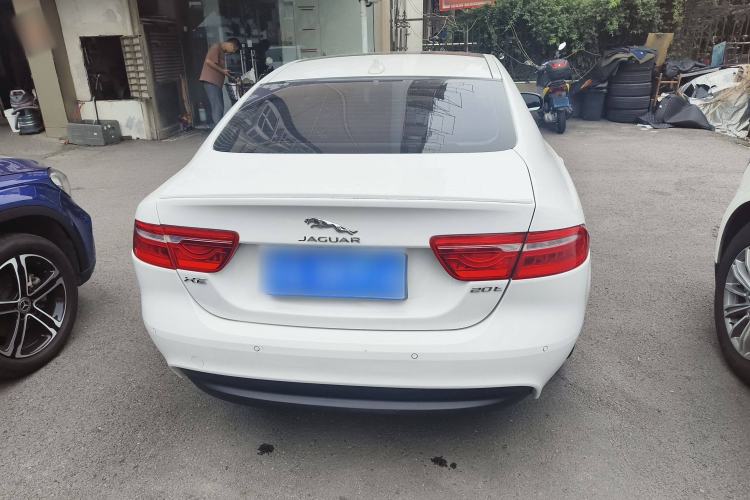 Used Jaguar XE 2015 2.0T 200 PS R-Sport Rear