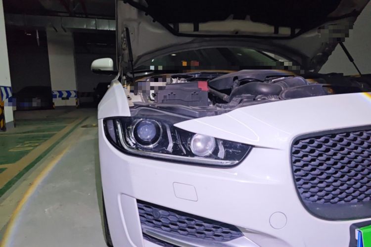 Used Jaguar XE 2015 2.0T 200 PS R-Sport Right Front Headlight