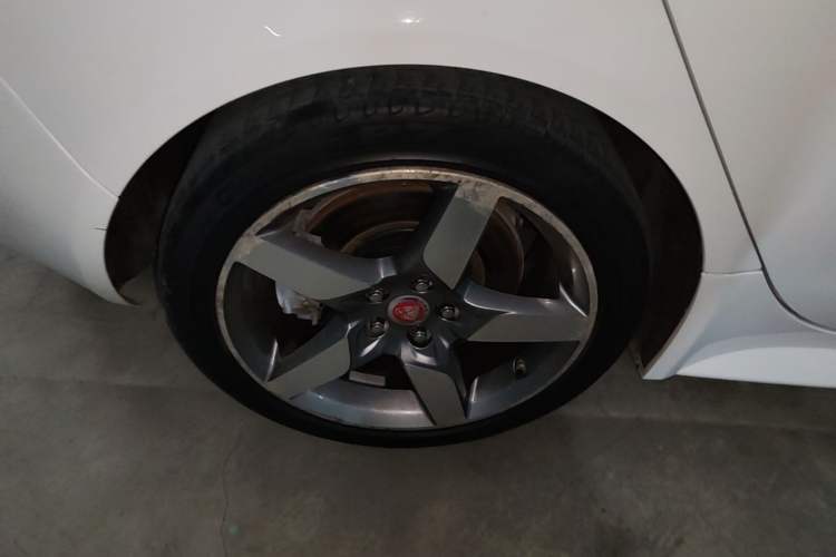 Used Jaguar XE 2015 2.0T 200 PS R-Sport Right Rear Wheel Hub