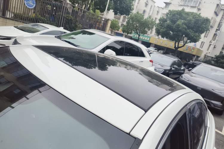 Used Jaguar XE 2015 2.0T 200 PS R-Sport Roof