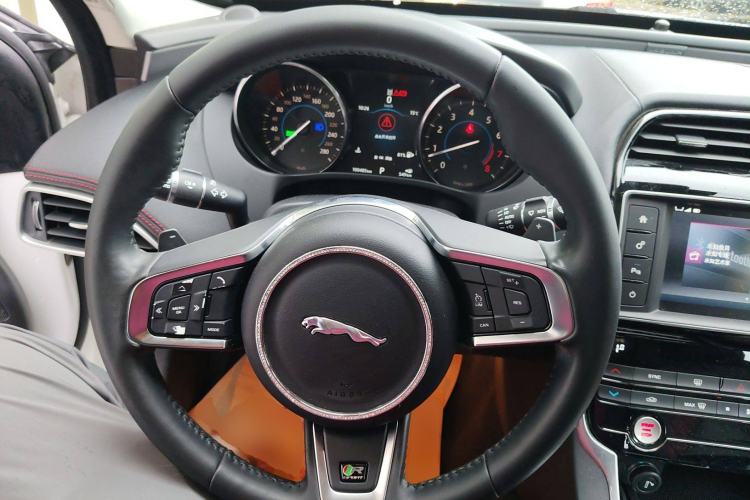 Used Jaguar XE 2015 2.0T 200 PS R-Sport Steering Wheel