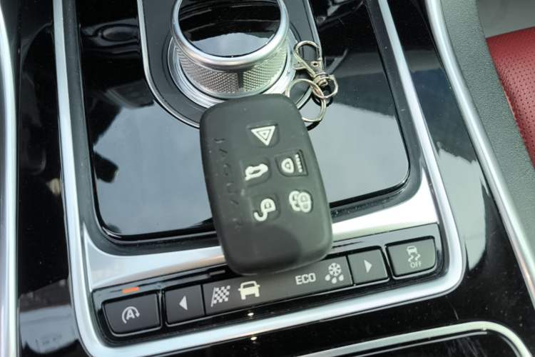 Used Jaguar XE 2015 2.0T 200 PS R-Sport Vehicle Key
