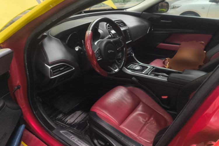 Used Jaguar XE 2015 2.0T 200 PS R-Sport Driver Seat
