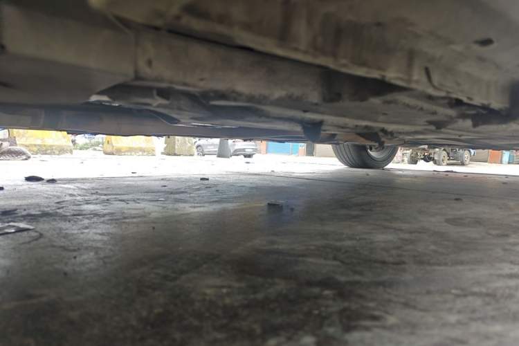 Used Jaguar XE  Chassis Front Left