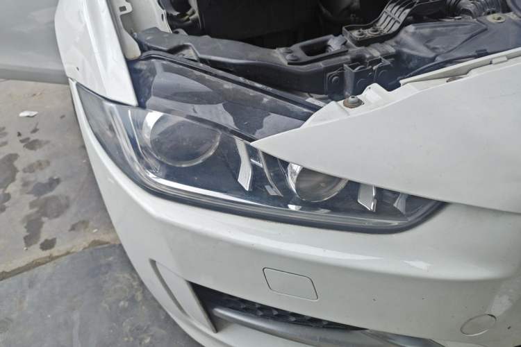 Used Jaguar XE  Right Front Headlight