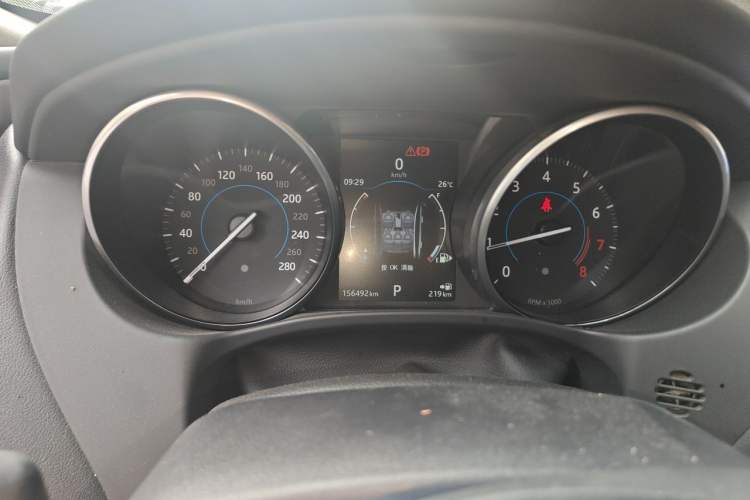 Used Jaguar XE 2017 2.0T 200 PS R-Sport Instrument Cluster