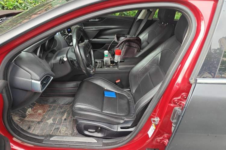 Used Jaguar XE 2017 2.0T 200 PS R-Sport Left Front Seat