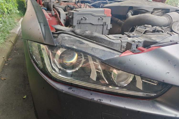 Used Jaguar XE 2017 2.0T 200 PS R-Sport Right Front Headlight