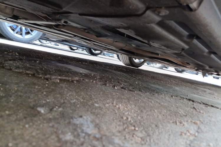Used Jaguar XE 2017 2.0T 200 PS R-Sport Chassis Rear Right