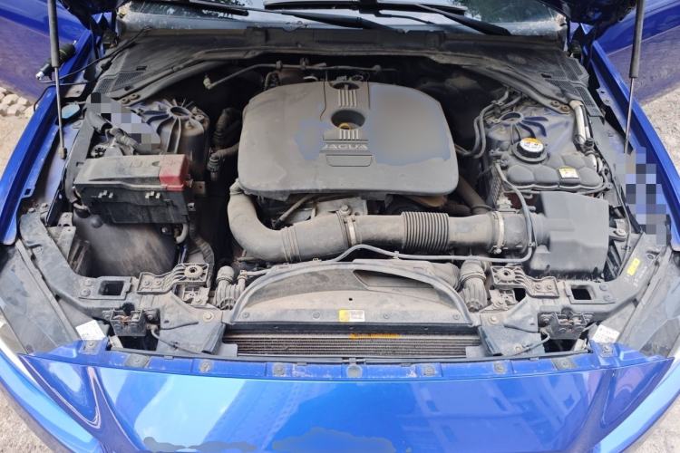 Used Jaguar XE 2017 2.0T 200 PS R-Sport Engine Bay