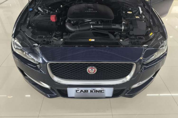 Used Jaguar XE 2017 2.0T 200 PS R-Sport Engine Bay