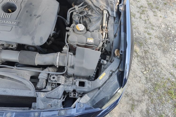 Used Jaguar XE 2017 2.0T 200 PS R-Sport Engine Bay Left