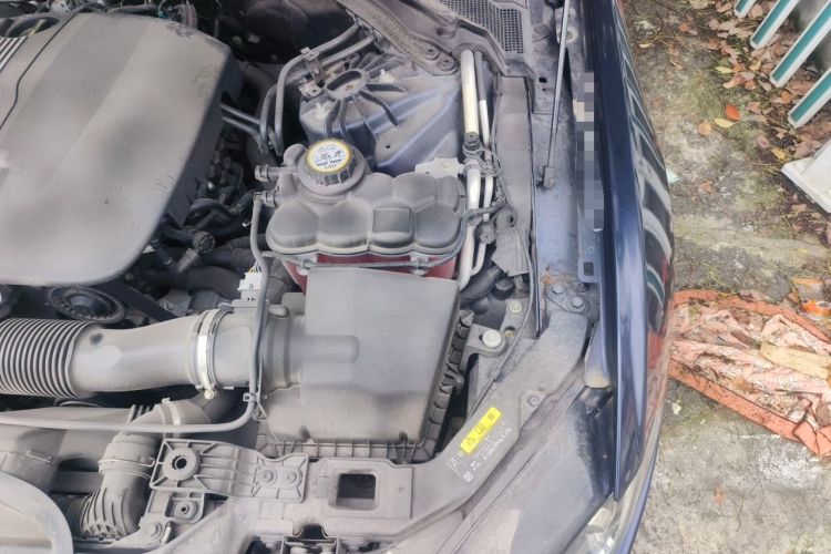 Used Jaguar XE 2017 2.0T 200 PS R-Sport Engine Bay Left