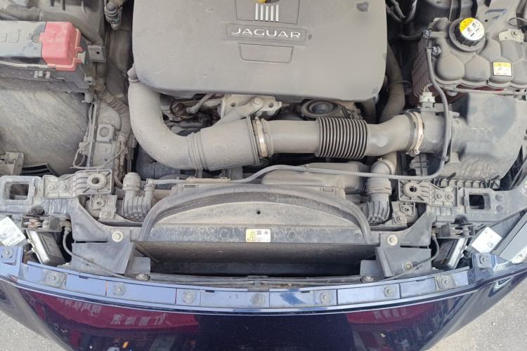 Used Jaguar XE 2017 2.0T 200 PS R-Sport Engine Bay