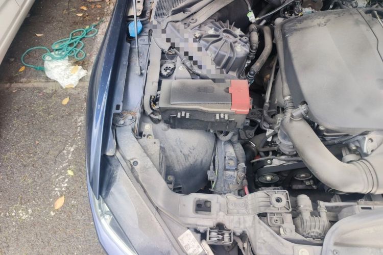 Used Jaguar XE 2017 2.0T 200 PS R-Sport Engine Bay Right