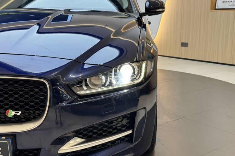 Used Jaguar XE 2017 2.0T 240 PS R-Sport Exterior 13