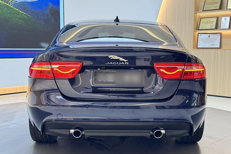 Used Jaguar XE 2017 2.0T 240 PS R-Sport Exterior 2