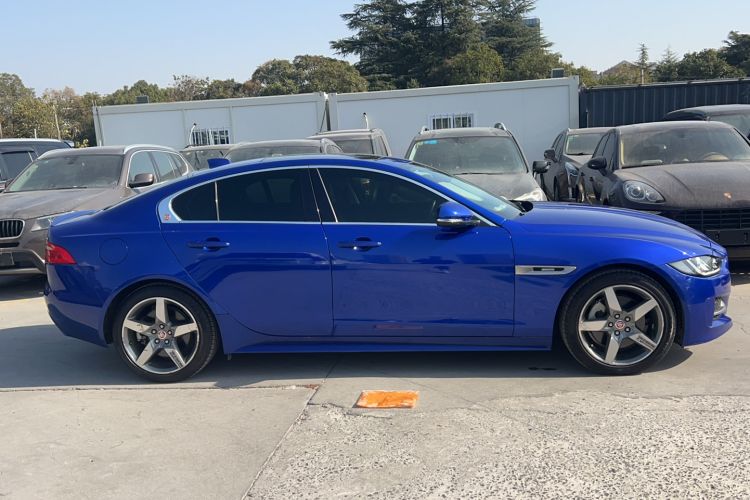 Used Jaguar XE 2017 2.0T 200 PS R-Sport Exterior 2