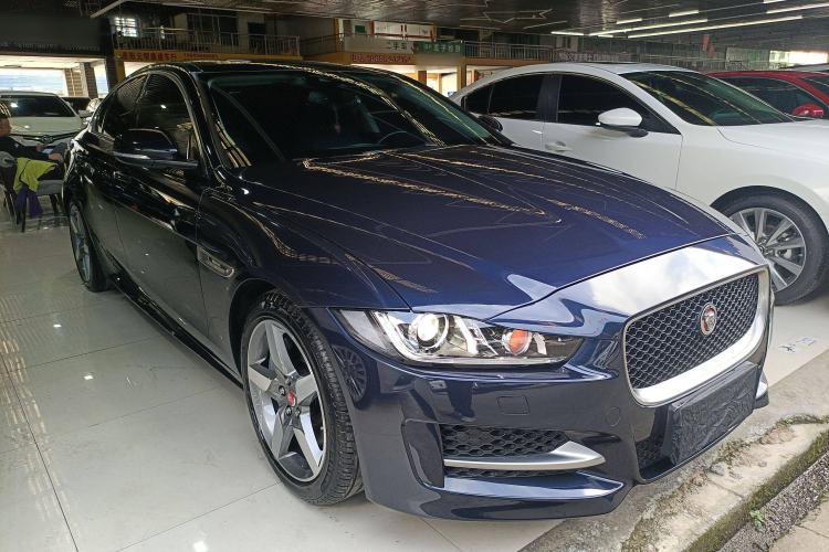 Used Jaguar XE 2017 2.0T 200 PS R-Sport Exterior 2