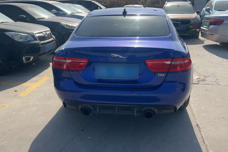 Used Jaguar XE 2017 2.0T 200 PS R-Sport Exterior 4