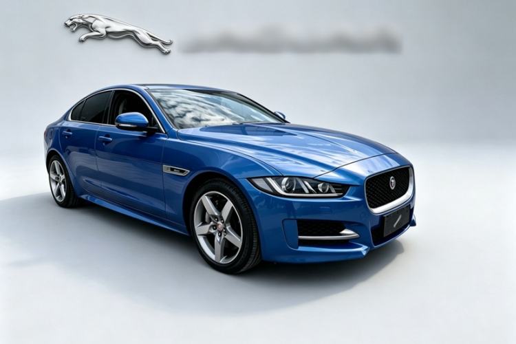 Used Jaguar XE 2017 2.0T 200 PS R-Sport Exterior 5