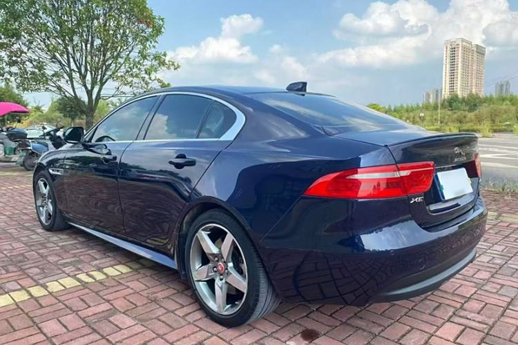 Used Jaguar XE 2017 2.0T 200 PS R-Sport Exterior 5