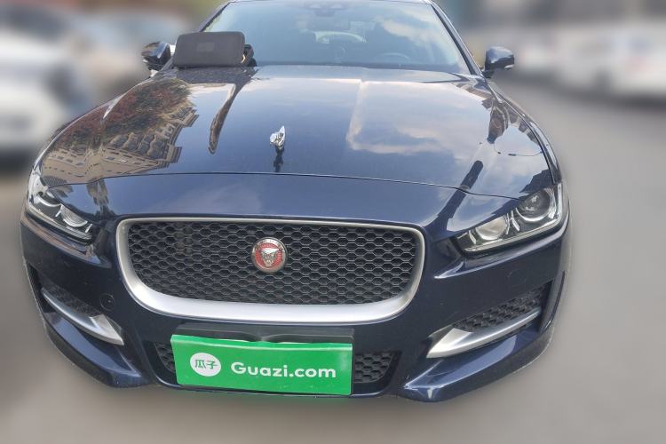 Used Jaguar XE 2017 2.0T 200 PS R-Sport Front